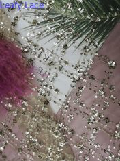 Ткань флористического Sequin золота вышитая