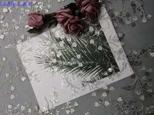Sequin женской одежды белый шнурует вышитую бисером ткань вышивки