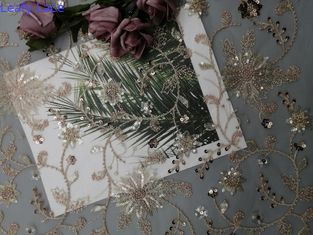 Розовая флористическая партия Sequin отбортовала ткань вышивки для платья свадьбы