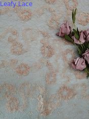 Ткань шнурка розовой флористической сетки Тюль яркого блеска вязания крючком сияющая