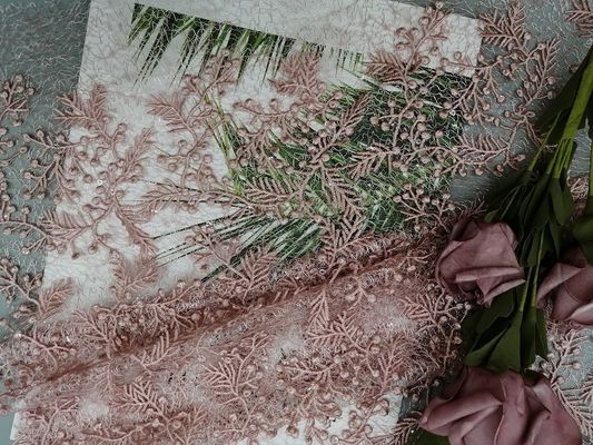 Розовая флористическая ткань шнурка свадьбы вышитой ткани Sequin двором