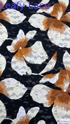 Красочные черно-белые цветы для свадебных платьев. Индивидуальный пошив красивых платьев.