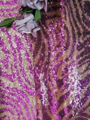 Дизайн картины тигра животный вышил цвету ткани шнурка Sequin пурпурному